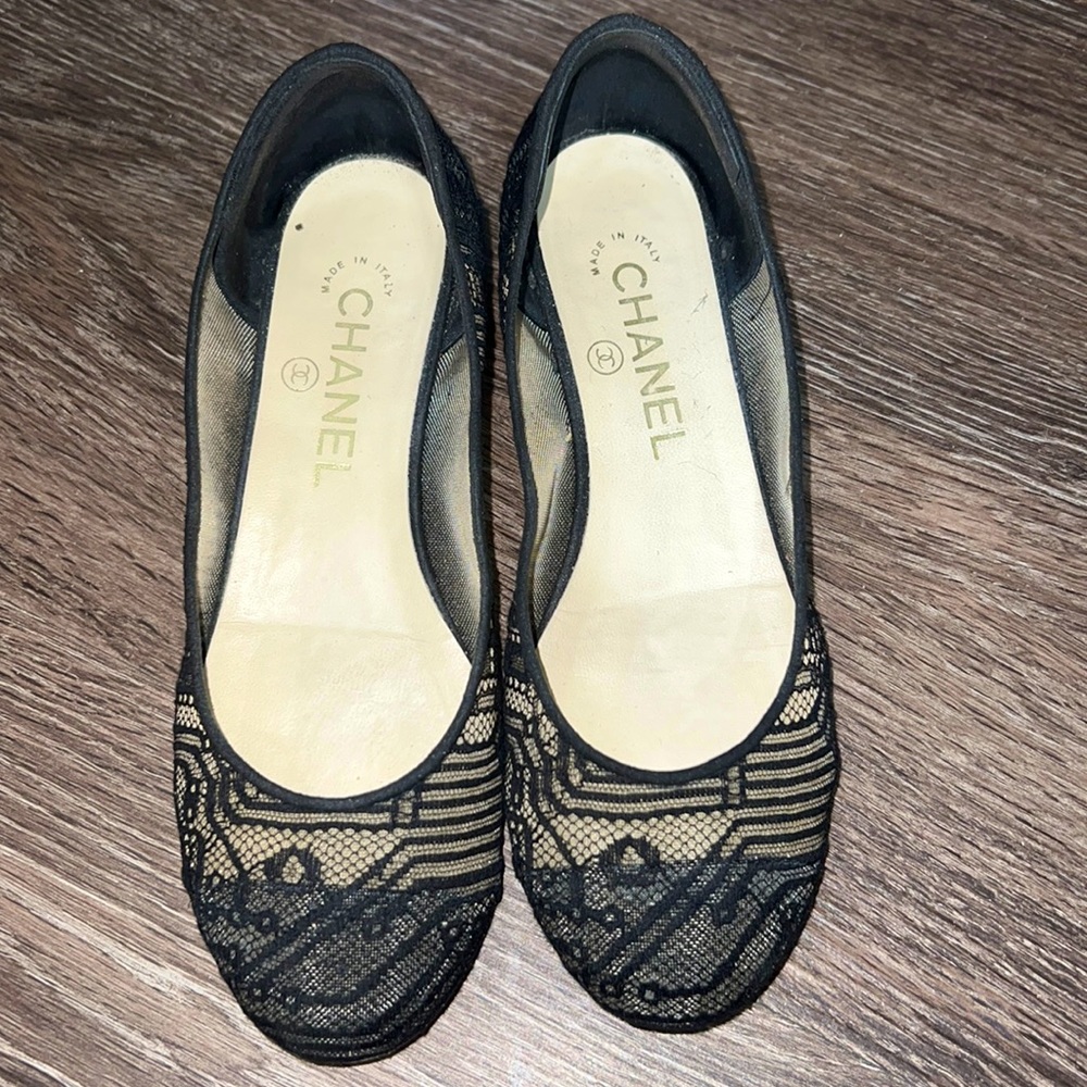 Chanel ballerina flats